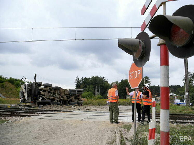 В Бельгии поезд врезался в грузовик, за рулем которого был украинец