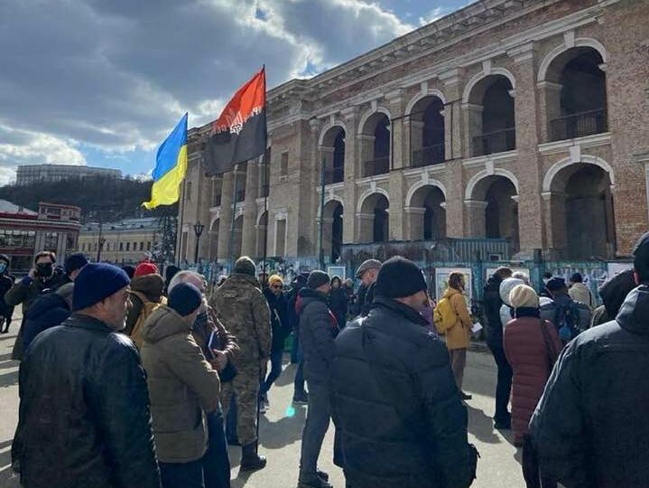 У Києві відбулася акція на підтримку повернення Гостиного двору столичній громаді