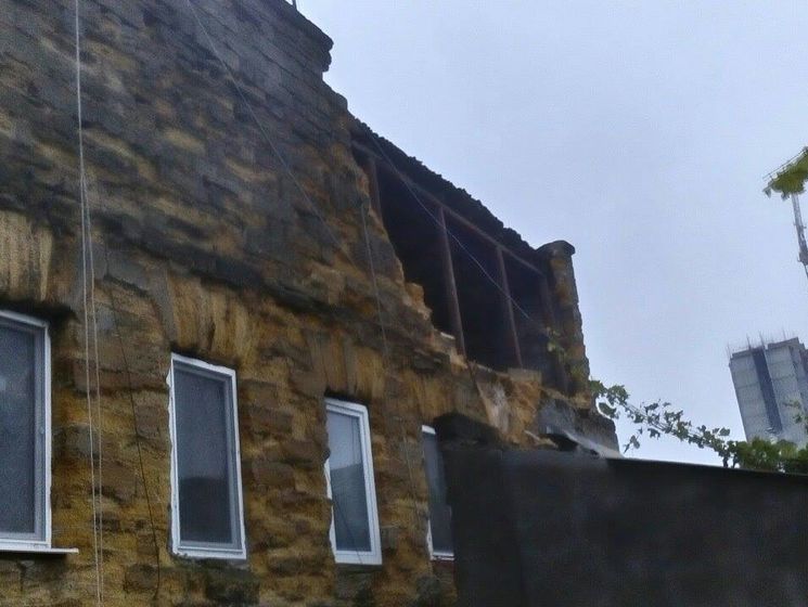 Госслужба по ЧС: В Одессе при обрушении стены жилого дома погиб человек