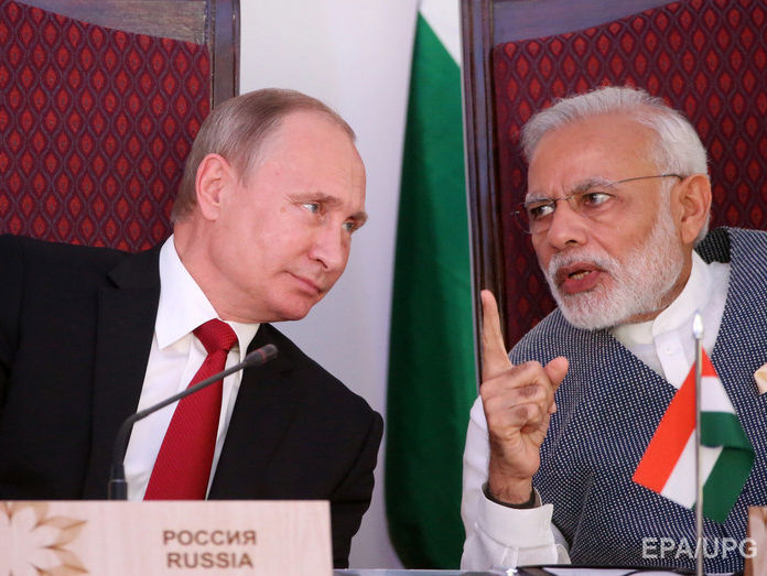 Россия и Индия подписали соглашения о поставках оружия на миллиарды долларов