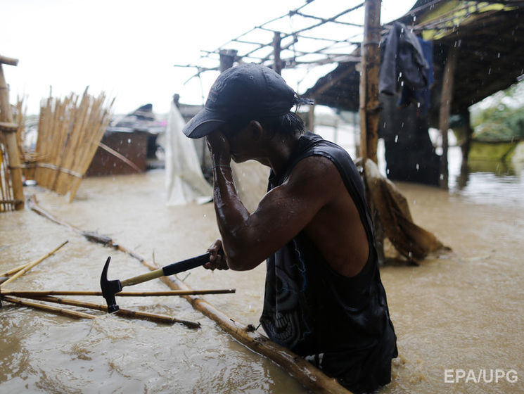 Тайфун "Сарика" бушует на Филиппинах. Видео
