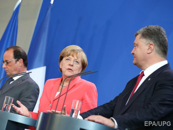 Порошенко, Меркель и Олланд на следующей неделе обсудят перспективы саммита "Нормандской четверки"
