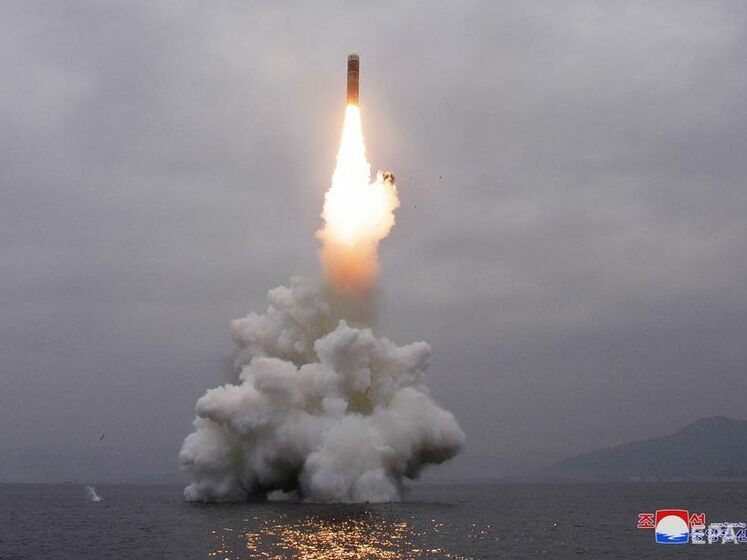 Северная Корея построила подлодку, которая способна нести баллистические ракеты – спецслужбы