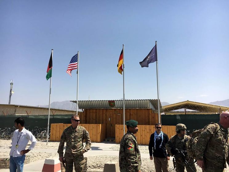 Двое американцев убиты во время нападения на базу НАТО в Афганистане