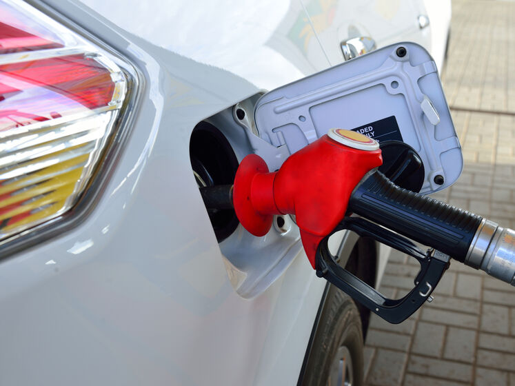 Правительство увеличило затраты на доставку для бензина и дизтоплива по формуле "Роттердам плюс" – СМИ