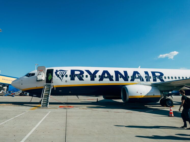            Ryanair  