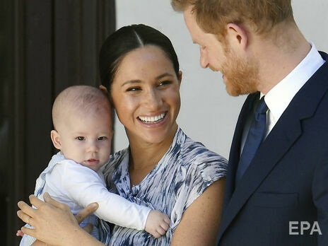 Принц Чарльз откажет сыну Меган и Гарри в королевском титуле – СМИ
