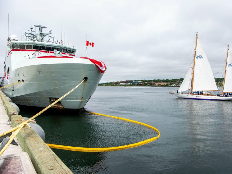 Канада приняла на вооружение первый патрульный ледокол. Он будет работать в Арктике
