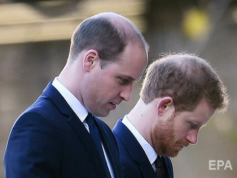 Принц Уильям встретился с принцем Гарри на открытии памятника принцессе Диане. Братья сделали совместное заявление. Фото