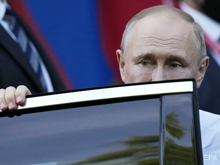 "Путин написал херню". Как соцсети отреагировали на статью главы Кремля об Украине