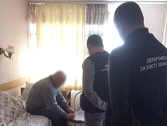 Полиция: В Одесской области экс-глава правления предприятия незаконно продал его недвижимость