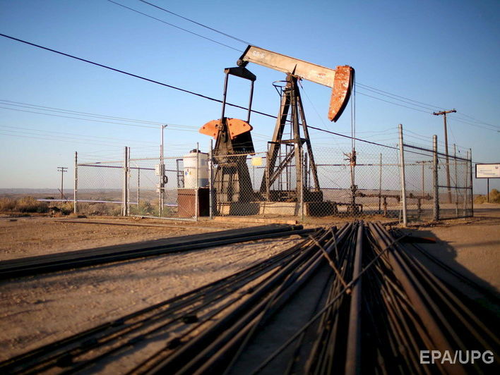 Цена на нефть упала до трехмесячного минимума