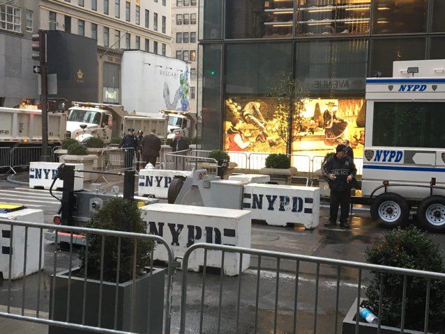 В Нью-Йорке взяли под усиленную охрану Trump Tower