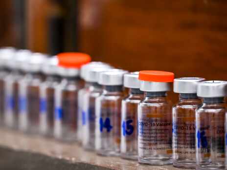 Украинец сделал 18 прививок от коронавируса, чтобы попасть в больницу