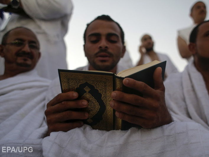 Власти Австрии призвали запретить распространение Корана на улицах страны