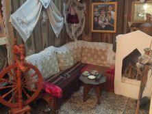 В оккупированном Крыму студент создал в своем доме крымскотатарский музей. Фоторепортаж