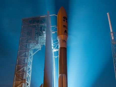 В США запустили ракету с «революционным» метеоспутником