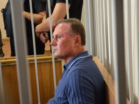 Суд не удовлетворил ходатайство об освобождении Ефремова 