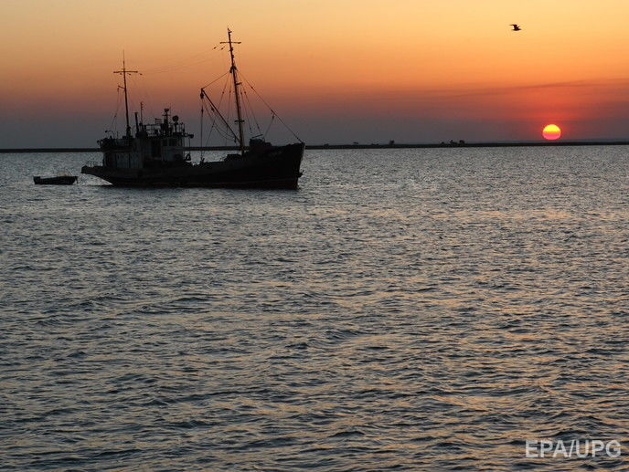 В Греции задержали украинское судно, которое перевозило большое количество сигарет