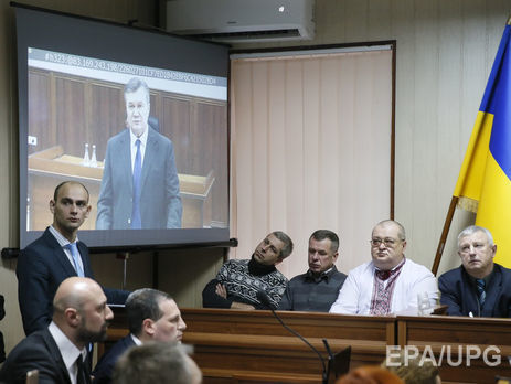 Янукович заявил, что ни разу не встречался с Сурковым 