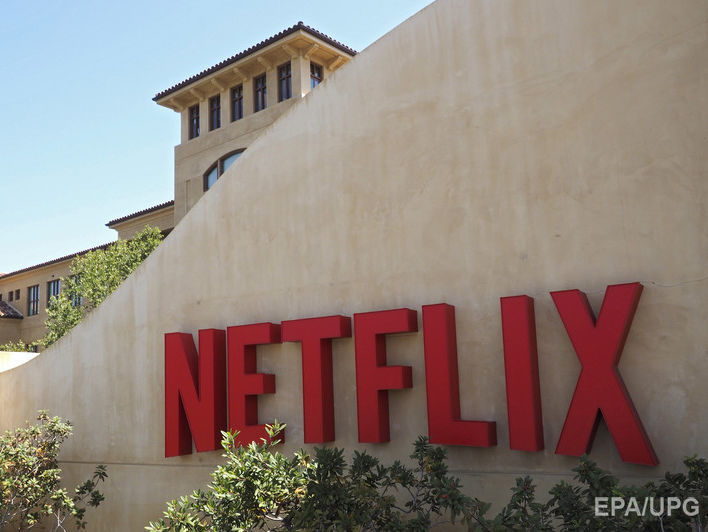 Известный сервис Netflix разрешит пользователям бесплатно скачивать фильмы