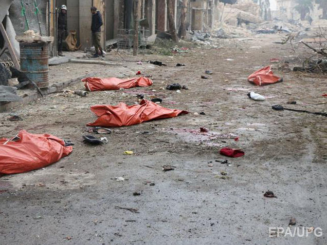 АР: В восточном Алеппо закончилось место на кладбищах для захоронения погибших
