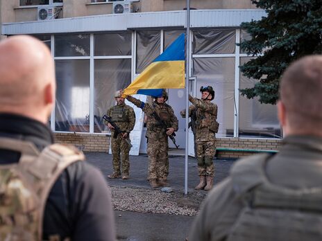 Над освобожденным от оккупантов Лиманом официально подняли флаг Украины – Донецкая ОВА