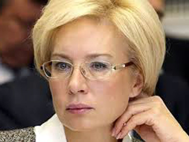 Денисова: В 2014 году соцвыплаты, пенсии и льготы не уменьшатся