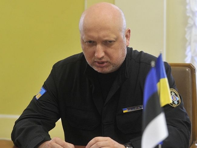 Турчинов: Москве не нужны украинцы Донецка и Луганска, РФ заинтересована в постоянной кровоточащей ране на теле Украины