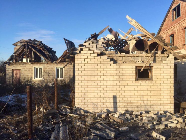 Аброськин: Боевики "ДНР" из минометов обстреляли Водяное. На частные домовладения упали около 100 мин 120 калибра