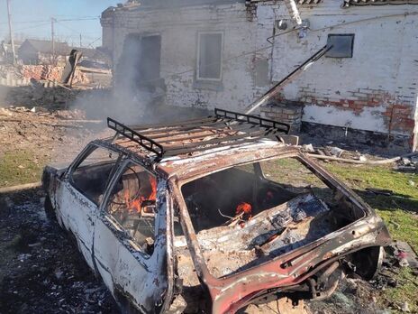 Оккупанты атаковали три общины Днепропетровской области, разбиты газопроводы и авто, есть разрушения – ОВА