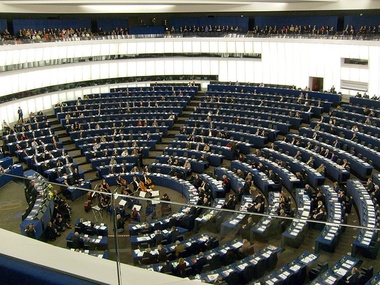 Европарламент поддержал отмену 98% пошлин для украинского бизнеса