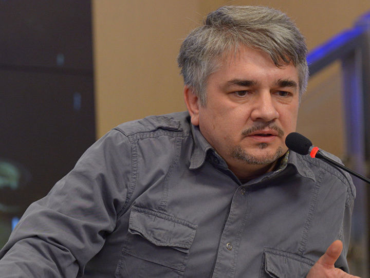 Беглый политолог Ищенко заявил, что России придется "разносить в щебенку артиллерией и авиацией" украинские города