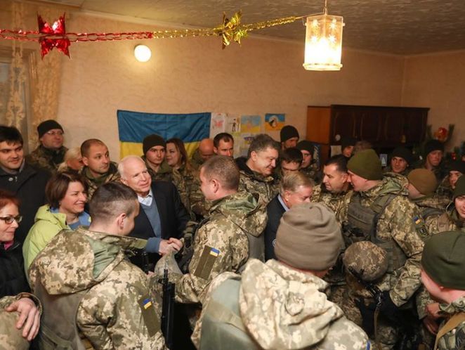 Побывавшие в Украине сенаторы из США намерены добиваться усиления антироссийских санкций