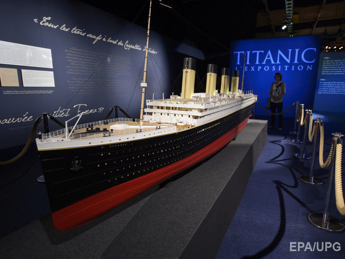 Журналист предположил, что "Титаник" потерпел крушение не только из-за айсберга