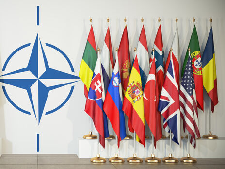 На саміті НАТО всі країни готові проголосувати за політичне запрошення України в Альянс, якщо це зроблять США – ЗМІ