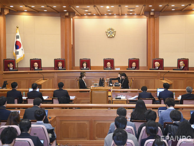Президент Южной Кореи отказалась давать показания в Конституционном суде