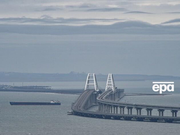 Буданов о затопленных оккупантами паромах у Крымского моста: Пусть топят, это любимая привычка россиян