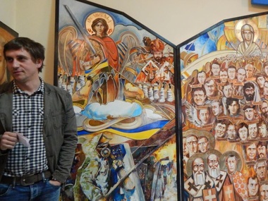 В Ивано-Франковском краеведческом музее открылась выставка живописных полотен под названием "Герои не умирают"