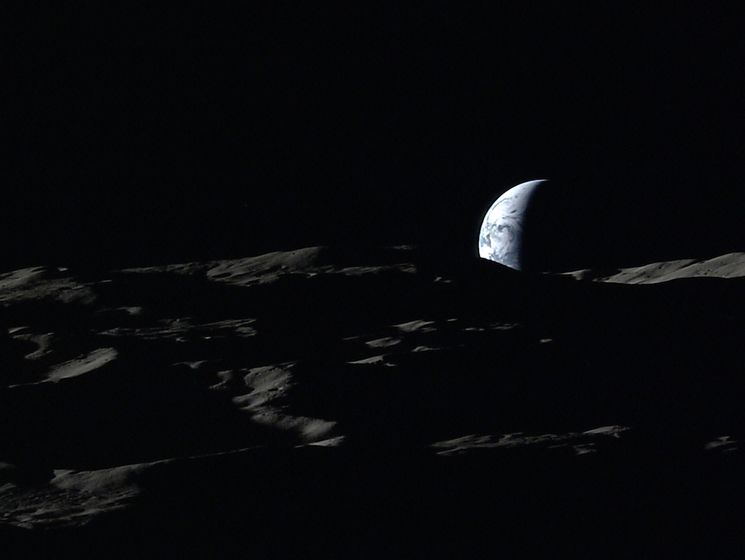 Ученые: Луна могла образоваться в результате нескольких столкновений Земли