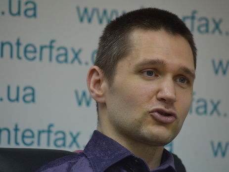 Бороться с "теневыми" зарплатами в Украине исключительно проверками предприятий невозможно – экономист Жолудь