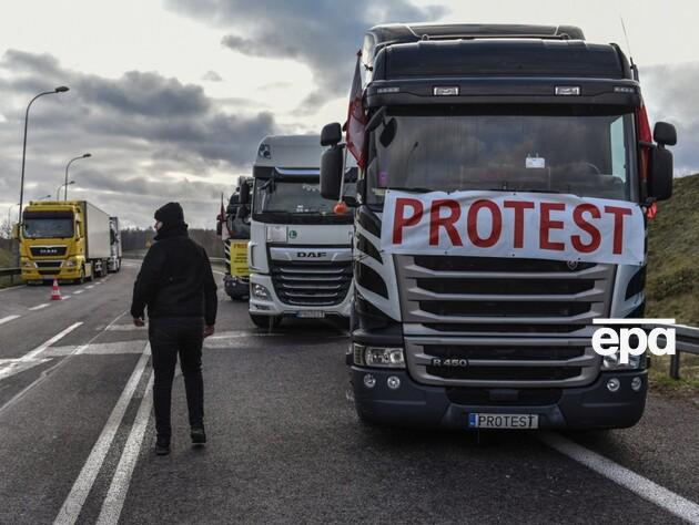 Венгерские перевозчики по примеру польских и словацких 11 декабря проведут акцию протеста на границе с Украиной