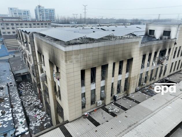 В результате ЧП на заводе в Китае погибли восемь человек, местные власти говорят о взрыве пыли