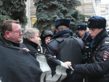 Задержанные у посольства Украины в Москве вышли на свободу