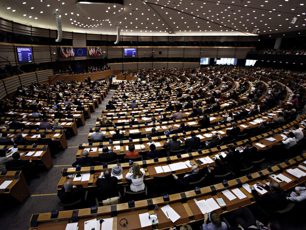 Європарламент підтримав продовження безмитної торгівлі з Україною, але зі змінами