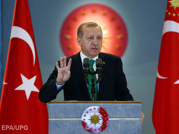 Турецкий парламент принял поправки к конституции, расширяющие полномочия президента