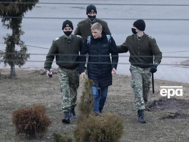 У Білорусі сотнями заарештовують громадян, які повернулися з-за кордону – ООН