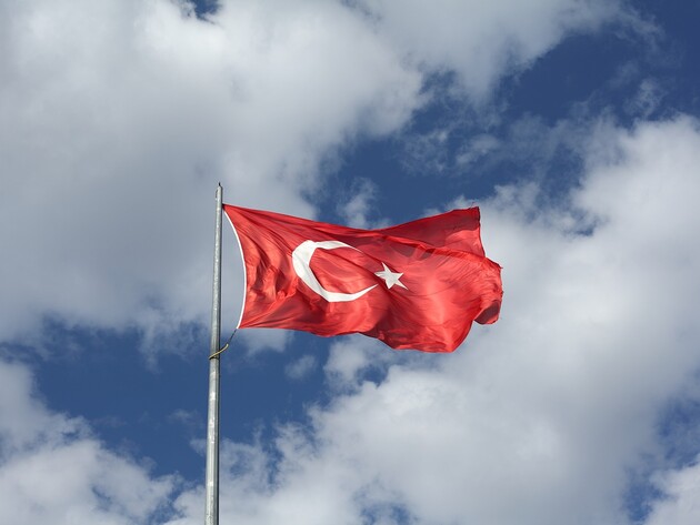 Туреччина пропонує Україні й Росії проєкт нового мирного договору, до нього входять заморожування війни і проведення референдумів – ЗМІ