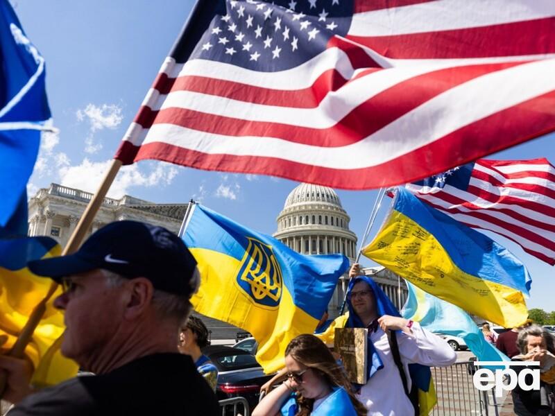 Сенат США поддержал законопроект с помощью Украине
