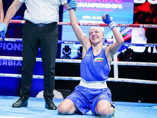 На чемпионате Европы по боксу спортсменка из Литвы отказалась от полуфинального боя с россиянкой и в поддержку Украины не участвовала в награждении